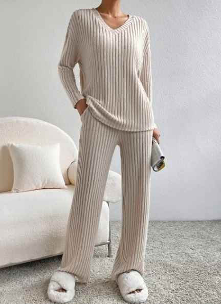 Casual 2-Piece Loungewear Set - HEARTLESS Habits